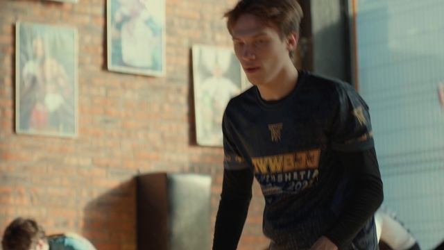 😎 Первое правило Бойцовского клуба: никому не рассказывать о Бойцовском клубе.