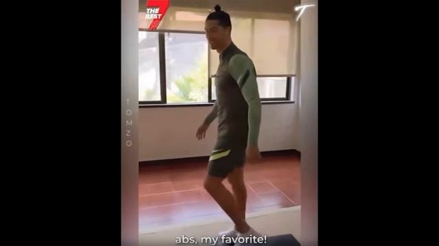 Тренировка в домашних условиях с Криштиану Роналду смотреть онлайн