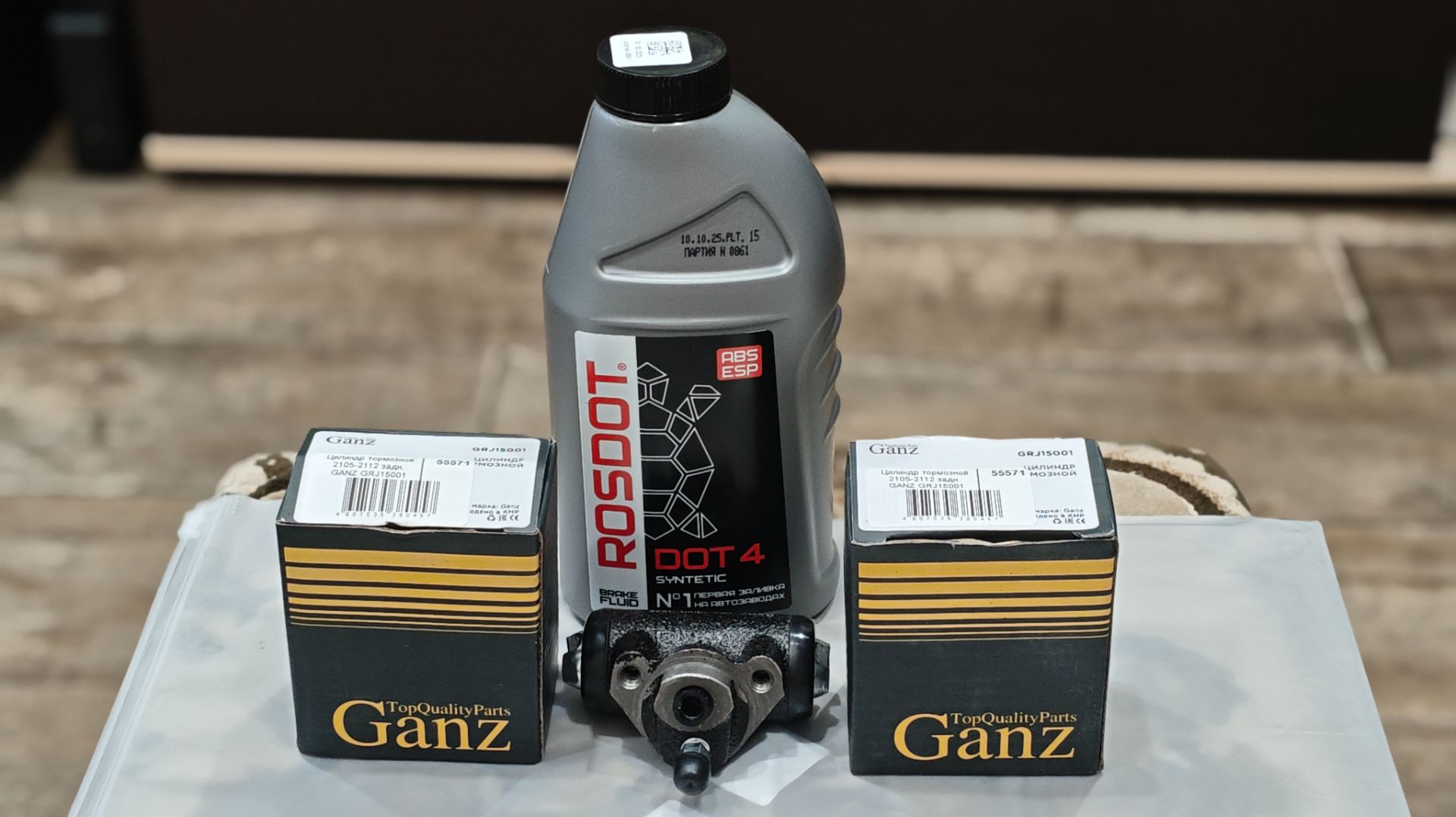 Внеплановая замена задних тормозных цилиндров на Лада Гранта смотреть онлайн