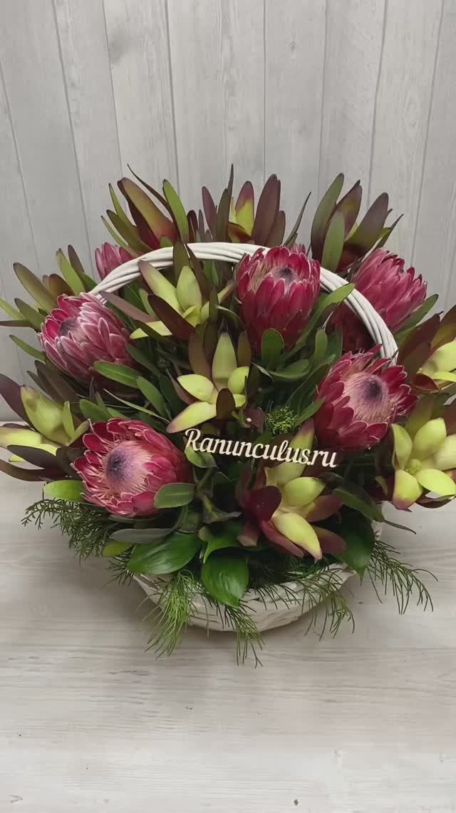 Корзина из экзотических цветов смотреть онлайн