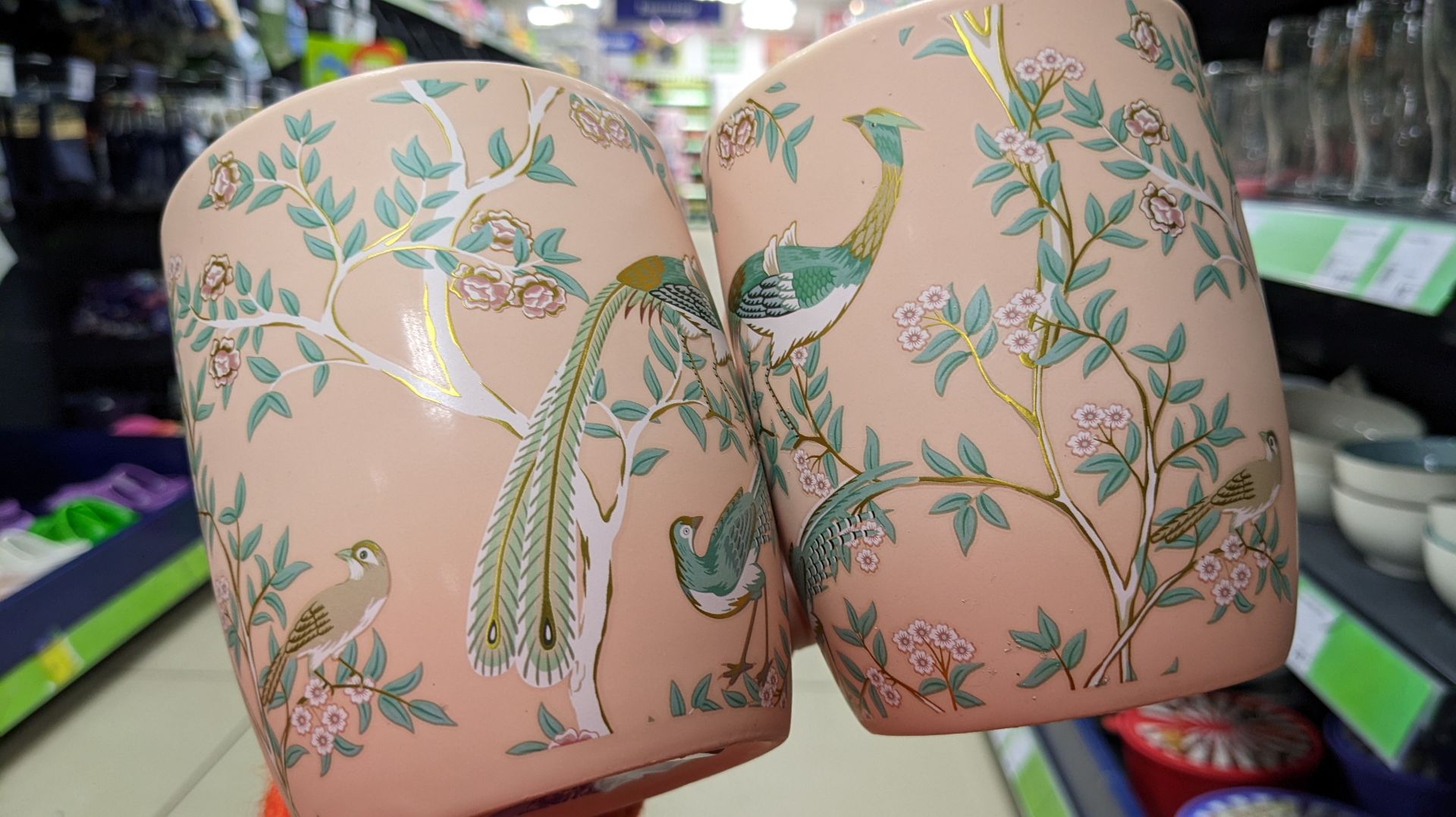 В Фикс Прайс поступила праздничная посуда, пушистая пряжа, книги, декор и другие полезные новинки смотреть онлайн