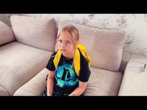 ВЛОГ Везём Алису к ее первой учительнице! Сегодня занятие по английскому языку! Новый образ Алисы!
