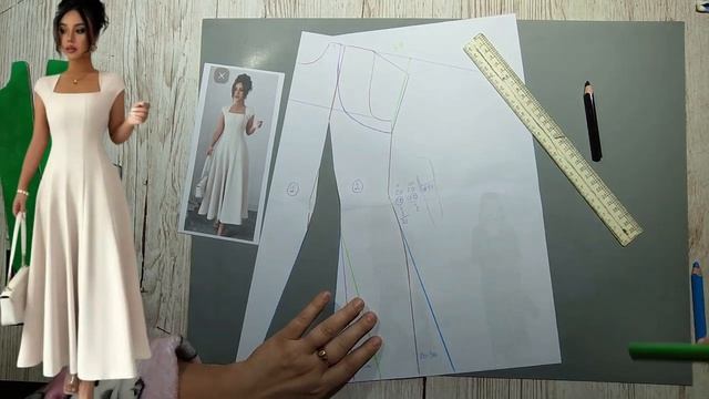 Моделирование. Платье с рукавом-японочка. Рельефы, клеш. Выкройка № 1924. смотреть онлайн