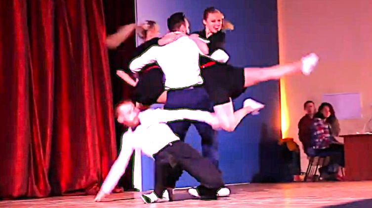 Две блондинки, сильный мужчина и Сондре. Сондре, Таня, Алексей и Светлана Show MXDC 2020. #Танцы смотреть онлайн