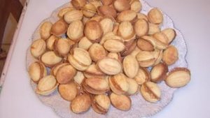 Орешки. Маринкины творинки. Всем МИРА и Добра!