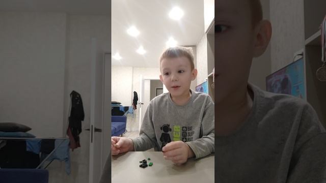 Бр-бр тапапим из лего