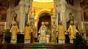 Православные верующие отмечают Рождество Христово.