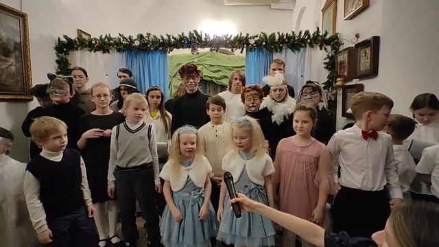 Мила и Мия: рождественское стихотворение смотреть онлайн