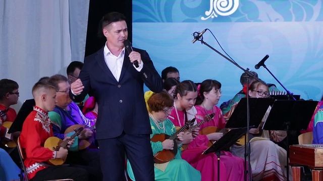 Е.Птичкин. Песня Николки из оперетты "Бабий бунт". Рафаил Кундрюков. Оркестр "Садко" ДДЮТ.09.11.2025 смотреть онлайн