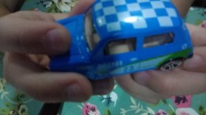 2025.11.22 - 1 - Обзор машинок 1:64 - Запорожец горбатый (Mini Cooper 1300)