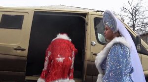 Горловка. 🎄Раздача подарков в посёлке шахты имени Гагарина (Горловская-Глубокая)🎄