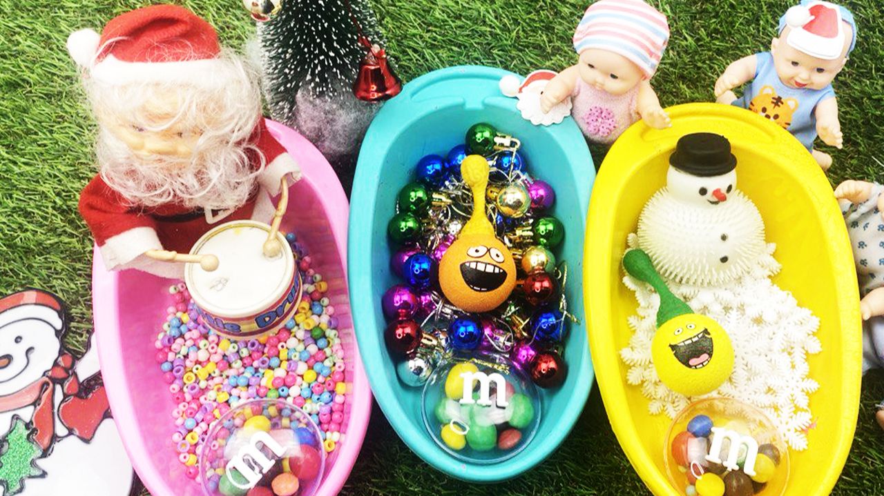 Мультики для девочек. Конфетки и куколки в ярких разноцветных ванночках. Мультики для детей смотреть онлайн