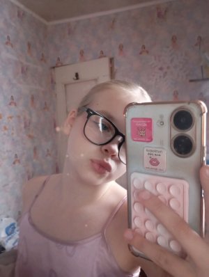 виолеттамик