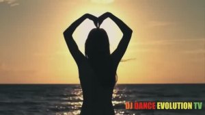 🅺🅸🅽🅶 🅾🅵 🅿🅰🆁🅰🅳🅸🆂🅴 - 🅾🅽🅴 🅽🅸🅶🅷🆃 🆂🆃🅰🅽🅳 (🆂🆄🅼🅼🅴🆁 🆅🅸🅳🅴🅾 🅼🅸🆇)