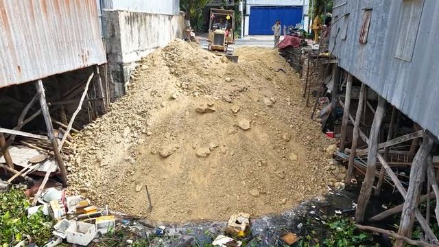 Мы начинаем новый проект!! Бульдозер MITSUBISHI BD2A, сбрасывающий грунт в затопленный пруд, и 5-тон