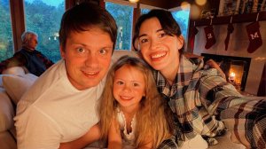 От нас уехала няня…родители приехали на помощь