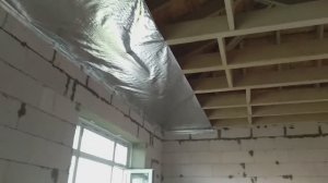 Пароизоляция чердачного перекрытия своими руками фольгированной пароизоляцией изоспан