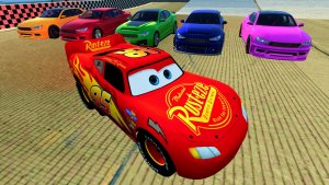 МУЛЬТИКИ ПРО МАШИНКИ: приключения на трамплине — ЛЕТИМ и КУВЫРКАЕМСЯ!