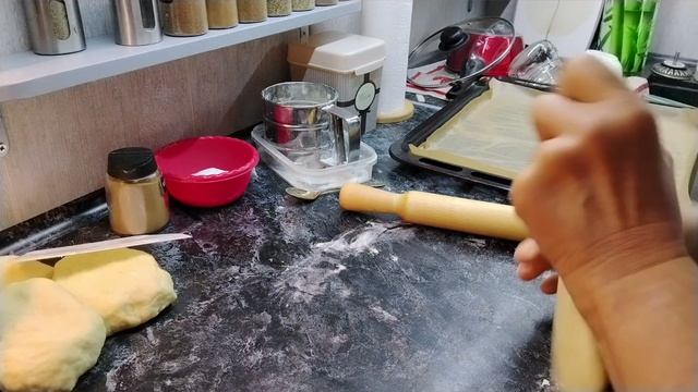 Сдобные с корицей. смотреть онлайн