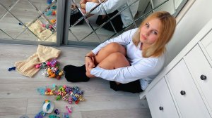 ВЛОГ Почему не дарим ИГРУШКИ АЛИСЫ? Алиса продает свои игрушки! Лисичка в шоке  мы ее искупали!