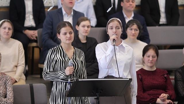 В нашей жизни где столько труда и усталости… смотреть онлайн