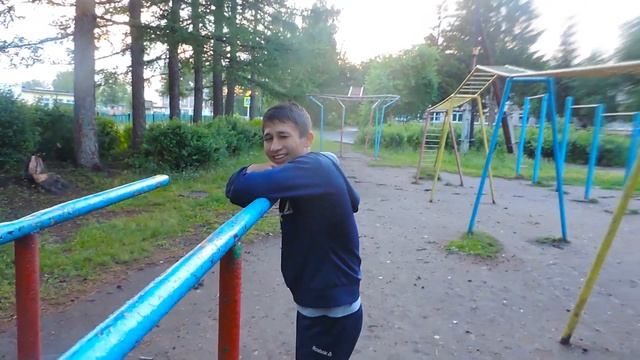 Как Тренируются Чемпионы Воркаута?! смотреть онлайн