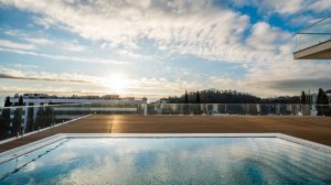 Роскошная вилла на большом участке, с видом на море и горы