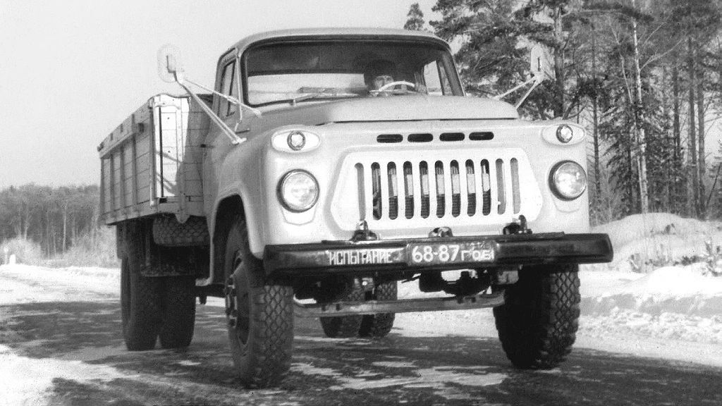 5 САМЫХ УДАЧНЫХ ГРУЗОВИКОВ СССР смотреть онлайн