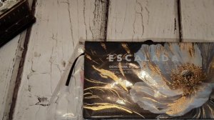 Новогодние подарки. Арт -материалы и раскраски. Часть 1.