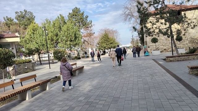 Анапа Рождественская! Тепло Солнце и много гуляющих! 7 января 2026. 12.30 смотреть онлайн