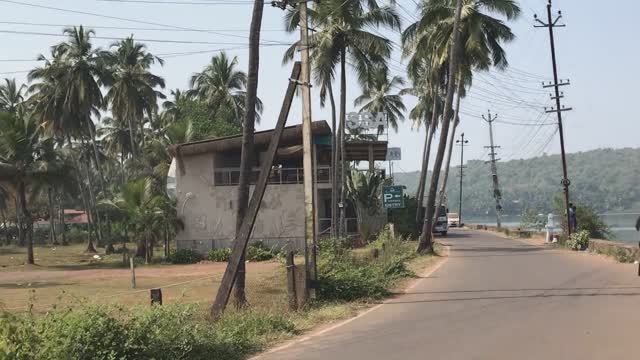 Гоа, Индия, река Чапора, Сиолимский мост смотреть онлайн