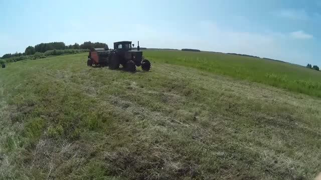 Отрывки сенокоса. Ранний сенокос 2025 начался. смотреть онлайн