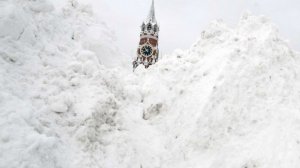 Балканский циклон «Фрэнсис» принес в Москву метели, сугробы и снегопады