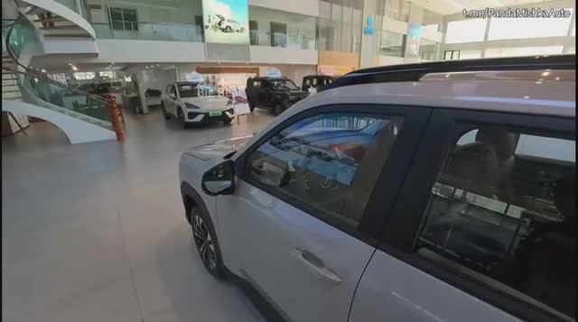 Wuling Starlight 560 интерьер экстерьер функции смотреть онлайн