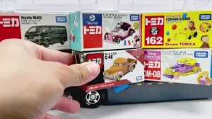 Машинки летают и прыгают! Развивающие мультики Машины помощники. Мультфильмы про машинки