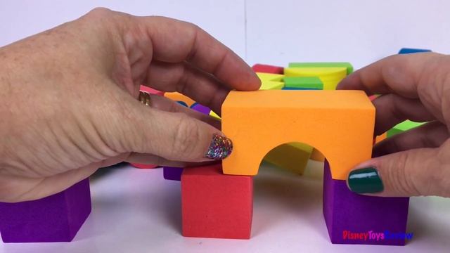 Крутые машинки, которые можно разобрать! развивающие игрушки для детей своими руками смотреть онлайн