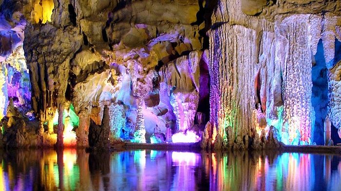 Самые красивые пещеры мира