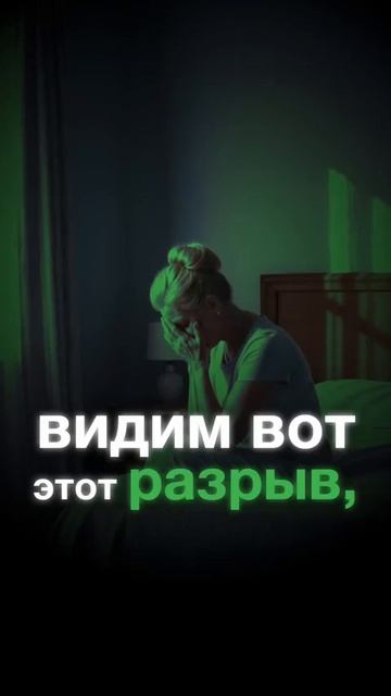 Почему грусть накрывает в Новый год и как с этим работать #ПсихологСамбурский смотреть онлайн