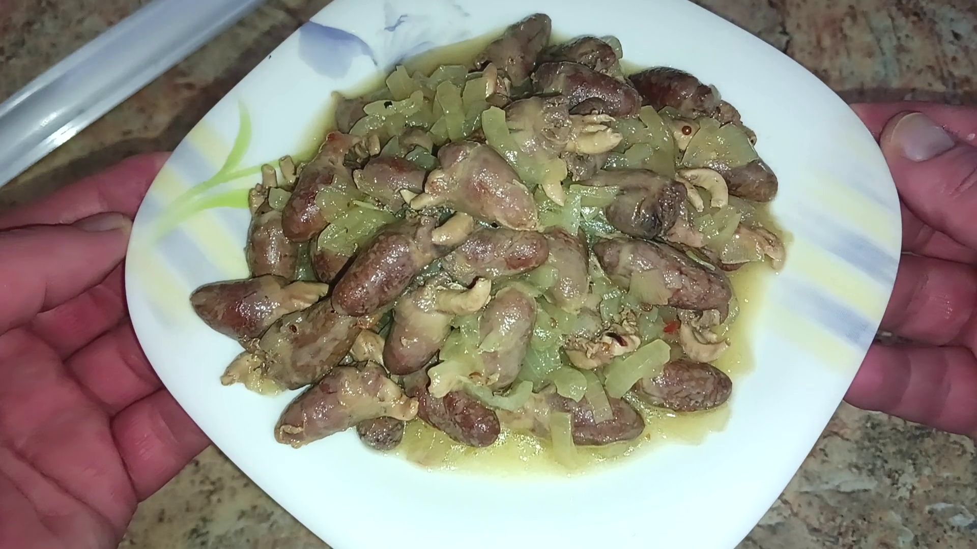 Куриные сердечки с луком Рецепт вкусного ужина смотреть онлайн