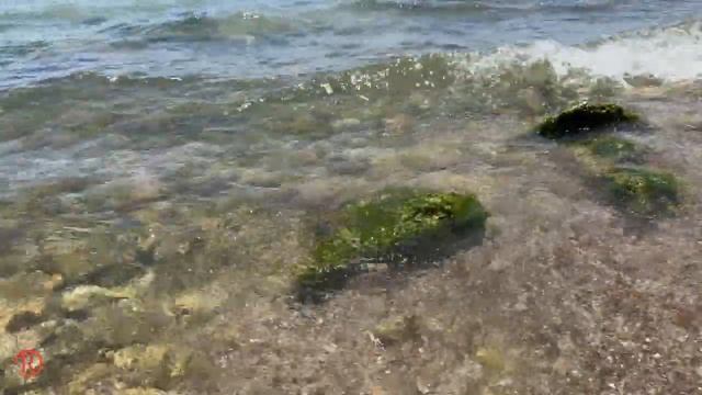 Насладитесь нежным шумом морских волн...!)))