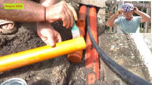 Филиппинка на русском. Стройка. Канализация.