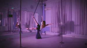 Выступление Миланы! Воздушная акробатика в Измайлово (Первомайская, ВАО, Москва).