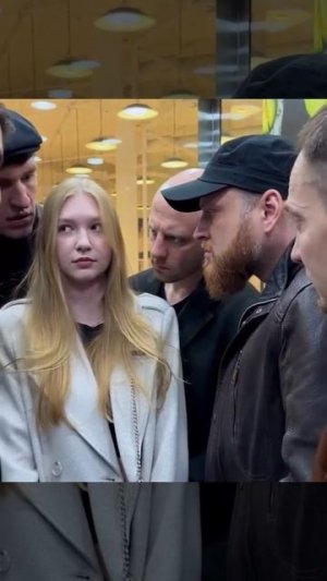 Дарите женщинам цветы