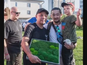 Удивление Константина Цзю!, от нашего подарка в Парке 70-летия Великой победы г. Москва 2025г.