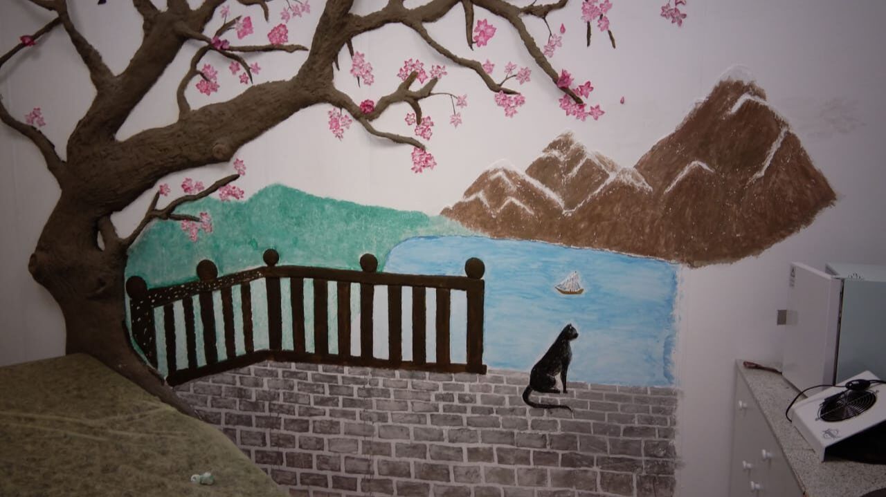 Барельеф на стене от Николая смотреть онлайн