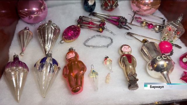 Ёлочные игрушки советского периода можно увидеть в Барнауле смотреть онлайн