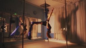 Выступление Анастасии! Воздушная акробатика и Pole Dance в Измайлово (Первомайская, ВАО, Москва).