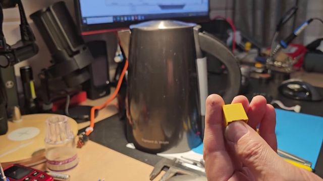 Как отремонтировать чайник Zigmund and Shtain KE-82SD смотреть онлайн