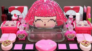 Розовая  LOL и Фантастическая косметика превращается в Слайм АСМР