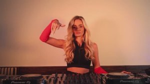 KOSANA  TECHNO MIX  NEW YEARS EVE MIX 2025  FT SPACE 92, KOSANA, ARMIN VAN BUUREN